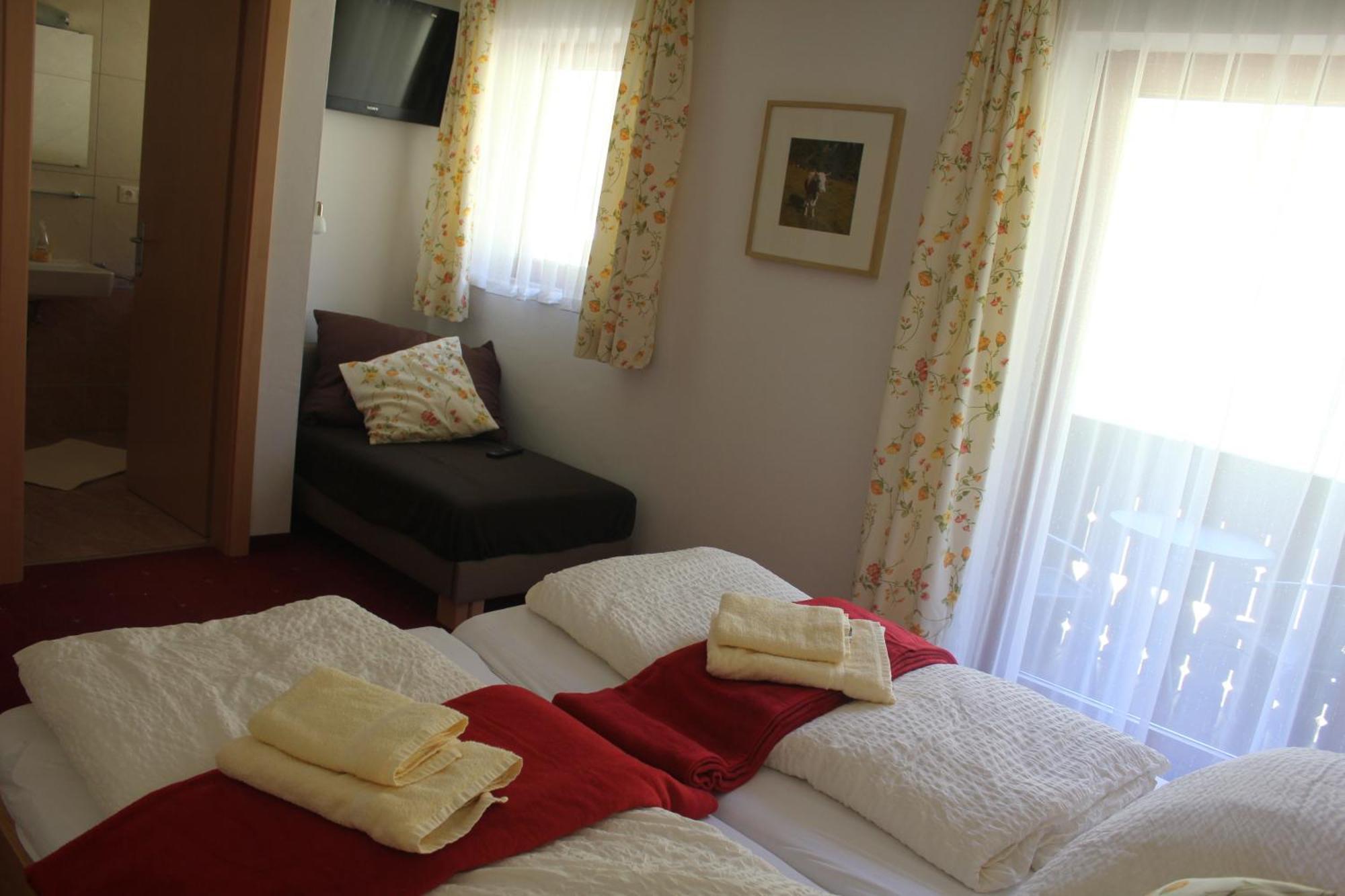 Farm stay Bauernhof Grussberggut Bad Hofgastein